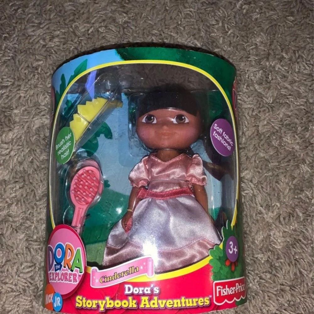 Dora Story Adventure Cinderella Doll